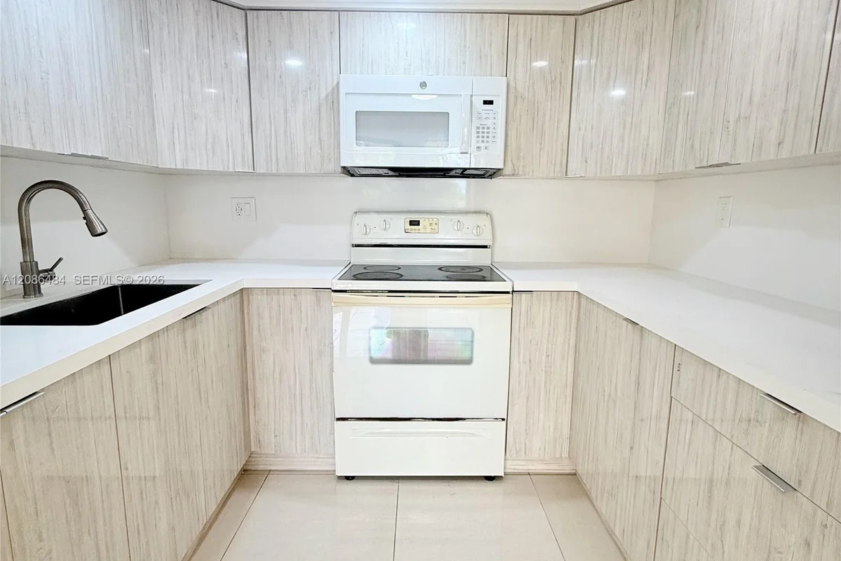 8830 SW 123rd Ct #I404, Miami: photo 1 of 44