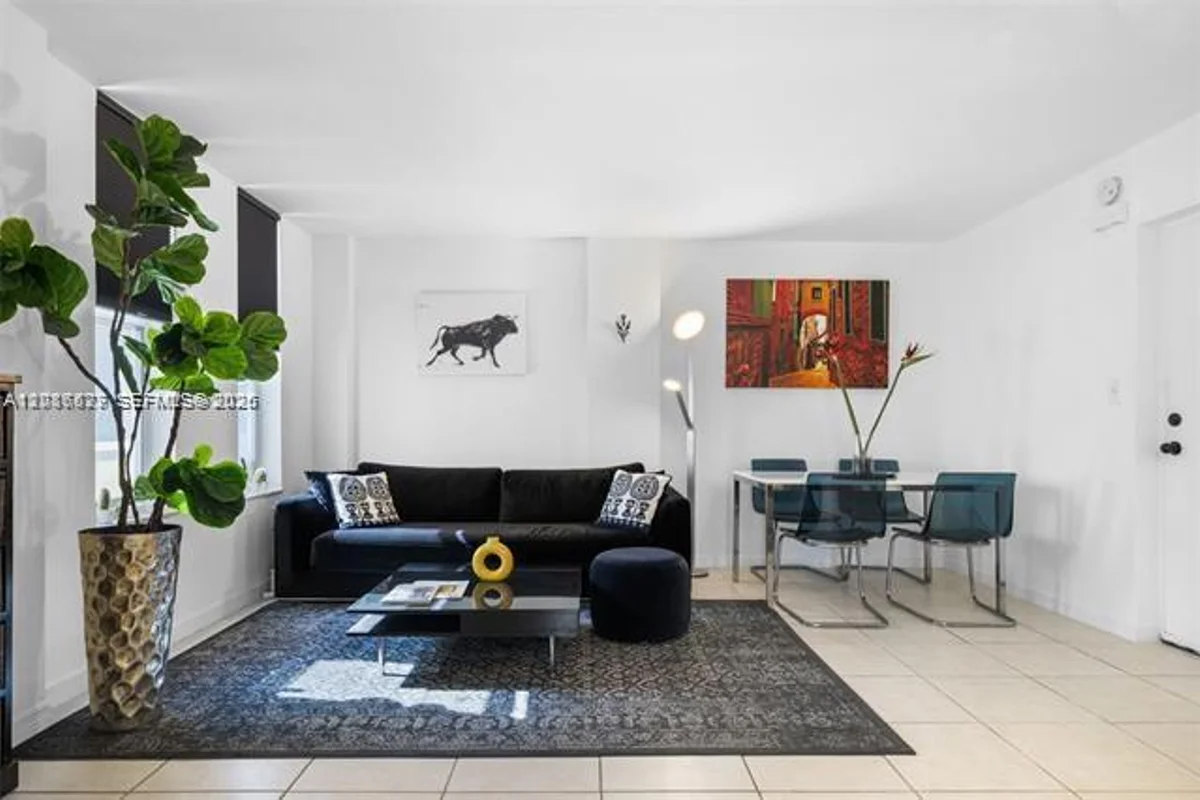 801 S Ocean Dr #207, Hollywood: photo 1 of 23
