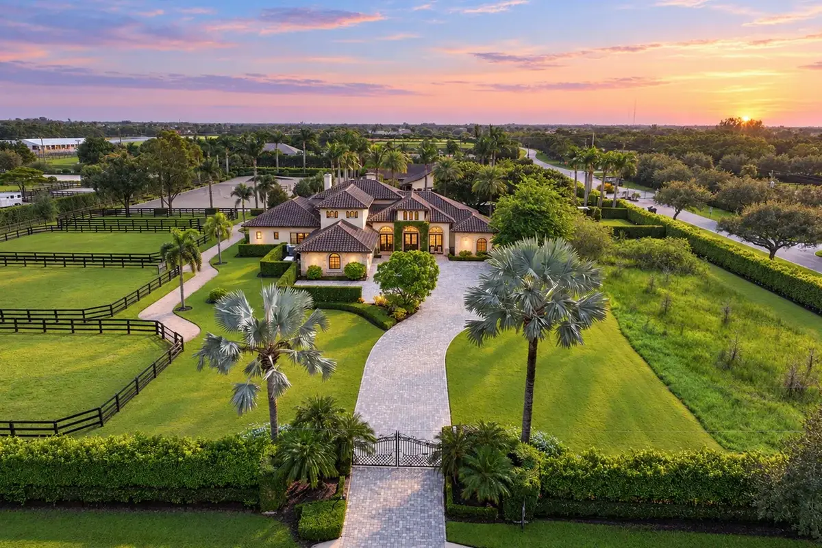 4600 Garden Point Trl, Wellington: photo 1 of 101