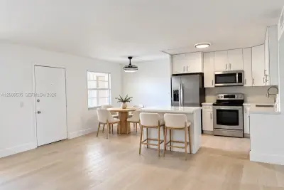 13475 SW 9th St #302A, Pembroke Pines: photo 1 of 24