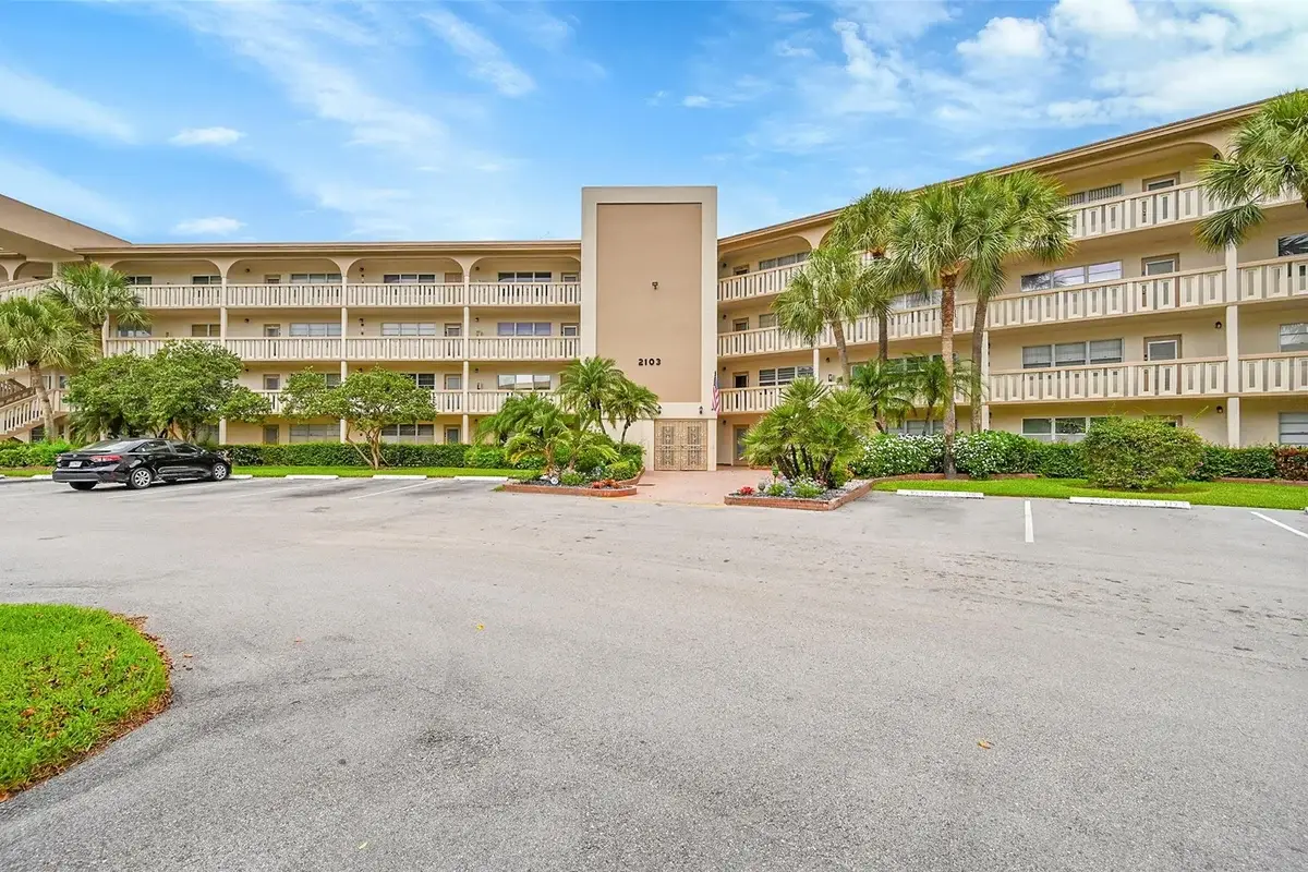 2103 Lucaya Bend #E3, Coconut Creek: photo 1 of 18