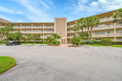 2103 Lucaya Bend #E3, Coconut Creek: photo 1 of 18