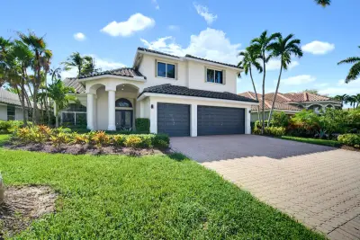 19614 Star Island Dr, Boca Raton: photo 1 of 56
