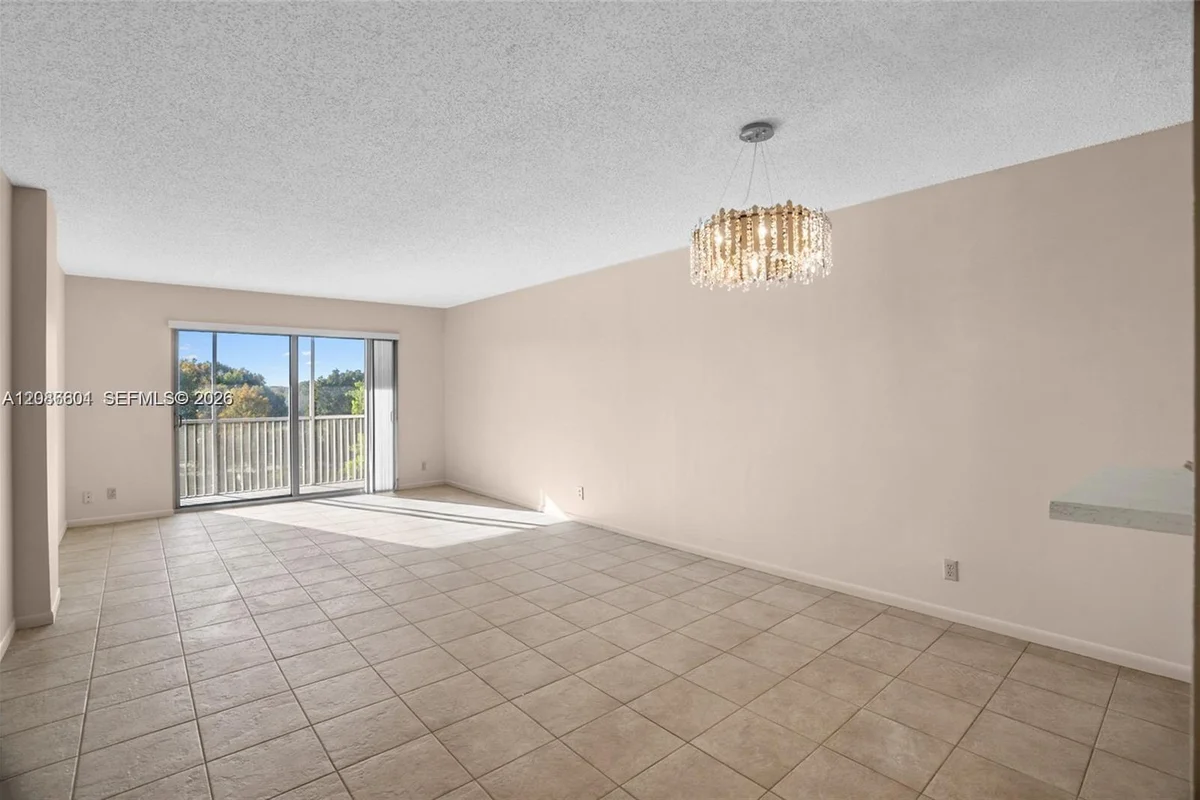 1100 NW 87th Ave #506, Coral Springs: photo 1 of 7