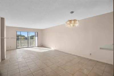 1100 NW 87th Ave #506, Coral Springs: photo 1 of 7