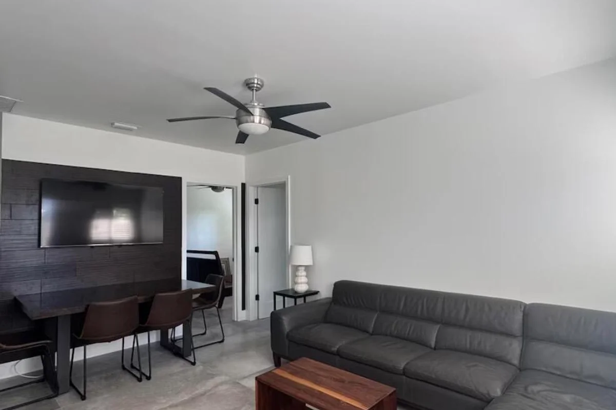 412 NE Eller St #C, Deerfield Beach: photo 1 of 7