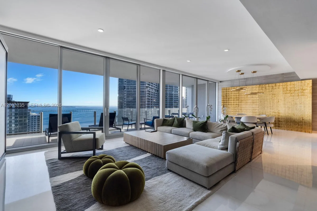 300 Biscayne Boulevard Way #3302E, Miami: photo 1 of 43