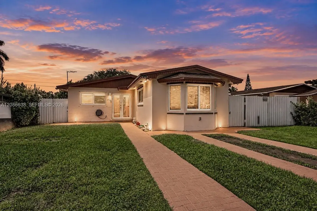 17330 SW 302nd St, Homestead: photo 1 of 30