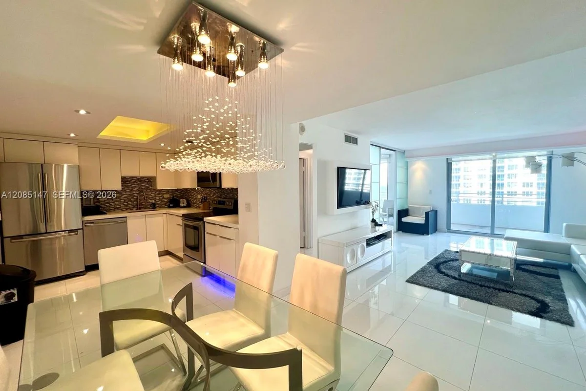5555 Collins Ave #9Y, Miami Beach: photo 1 of 16