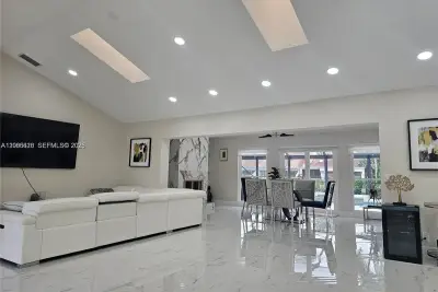 4 Alford Ct, Palm Beach Gardens: photo 1 of 30