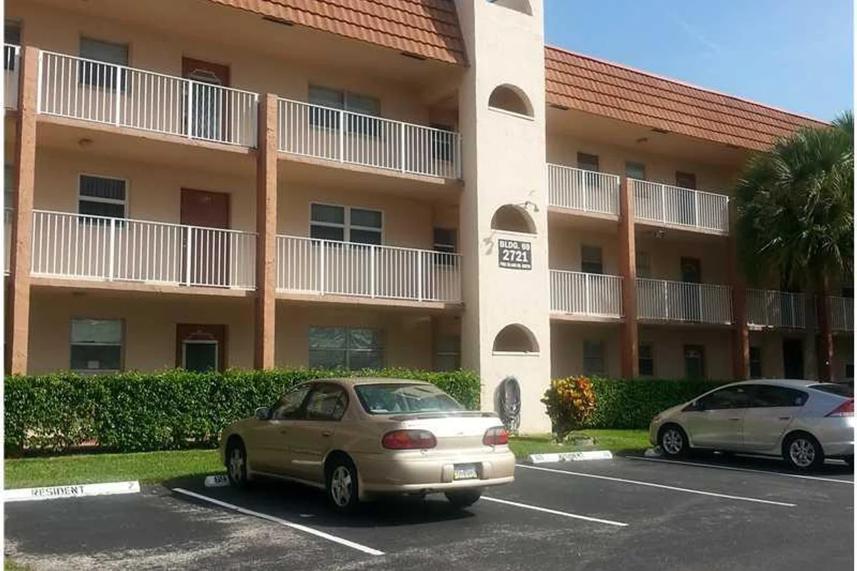 2721 N Pine Island Rd #204, Sunrise: photo 1 of 20