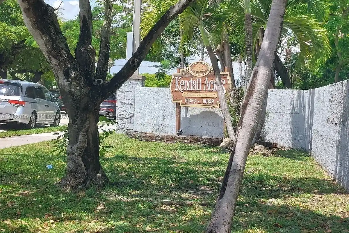 10357 N Kendall Dr #DD7, Miami: photo 1 of 1