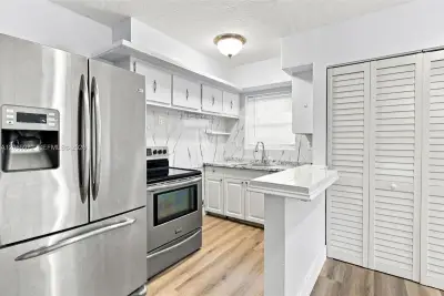 13130 Aswan Rd #2, Opa-locka: photo 1 of 17