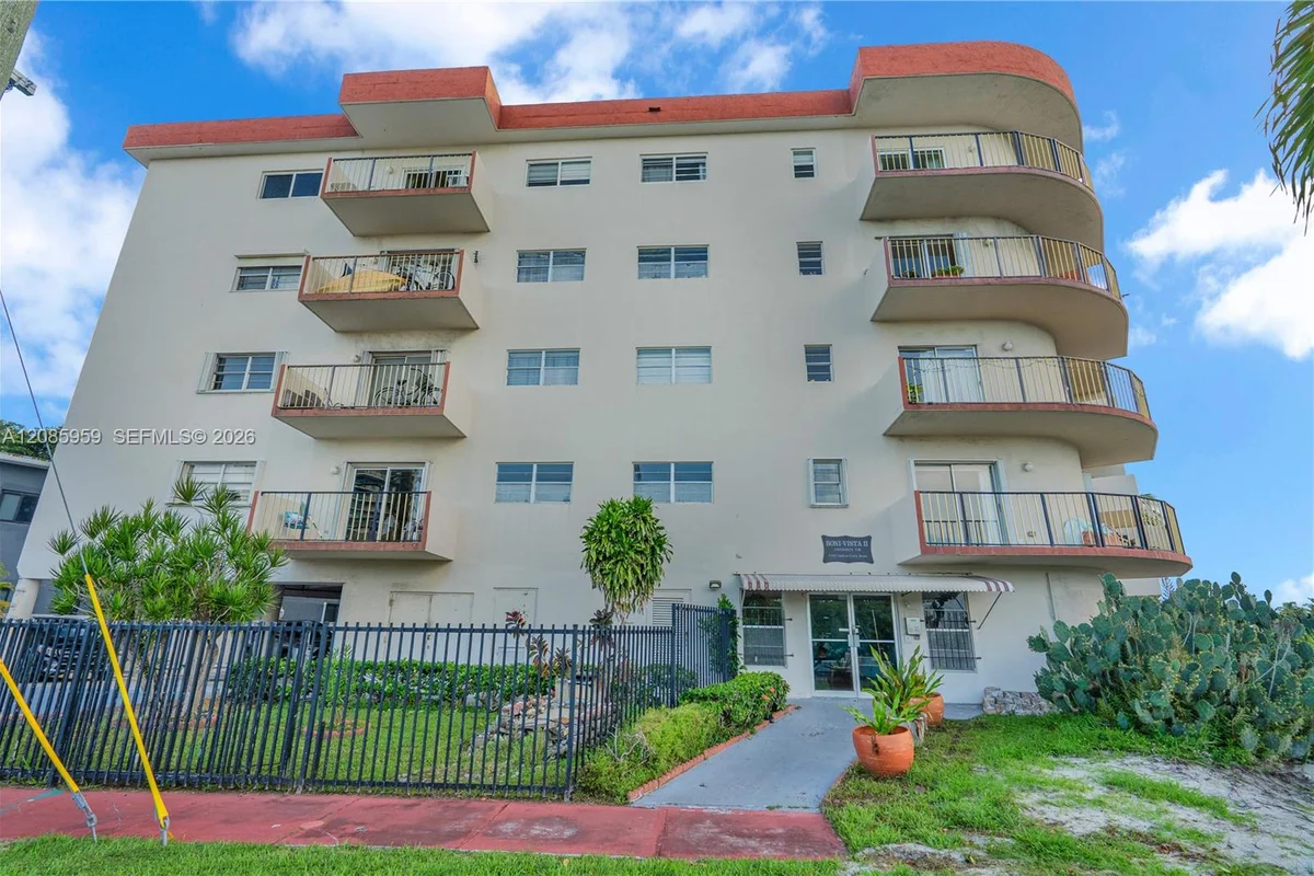 7150 Indian Creek Dr #505, Miami Beach: photo 1 of 40