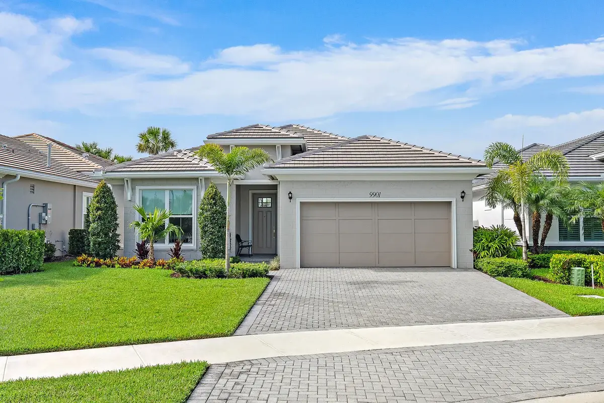 9901 Regency Way, Palm Beach Gardens: photo 1 of 30