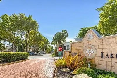 8301 SW 142nd Ave #B205, Miami: photo 1 of 18