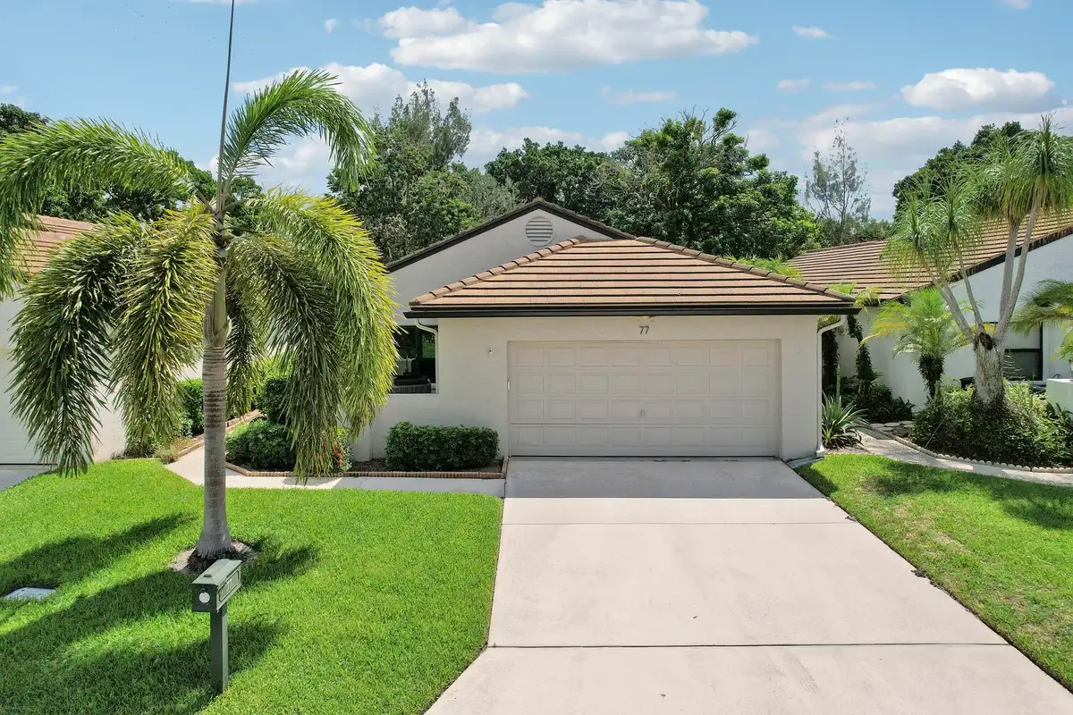 77 Ironwood Way N, Palm Beach Gardens: photo 1 of 42