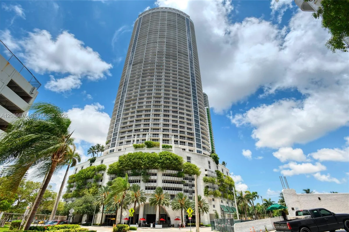 1750 N Bayshore Dr #3205, Miami: photo 1 of 14