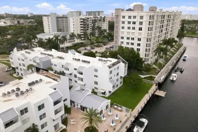 2870 NE 14th St Cswy #208C, Pompano Beach: photo 1 of 26