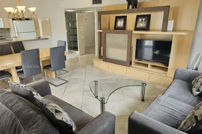 3605 Indian Creek Dr #301, Miami Beach: photo 1 of 22