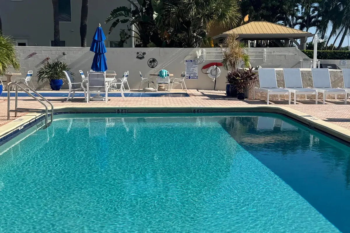 600 Snug Harbor Dr #A10, Boynton Beach: photo 1 of 52