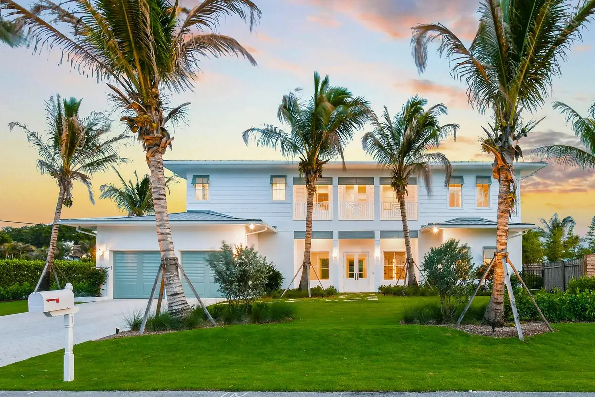 91 Golfview Dr, Tequesta: photo 1 of 72
