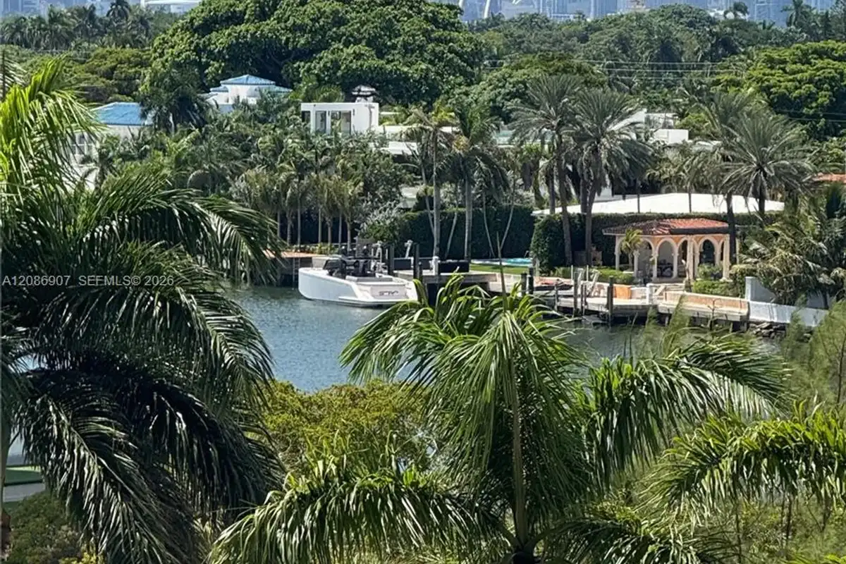 5555 Collins Ave #7Z, Miami Beach: photo 1 of 24