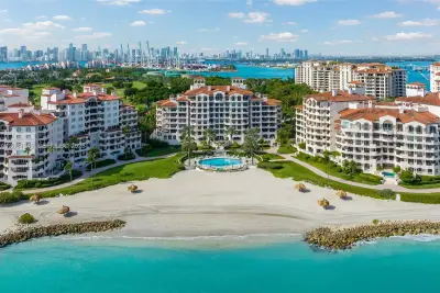 8011 Fisher Island Dr, Miami Beach: photo 1 of 36