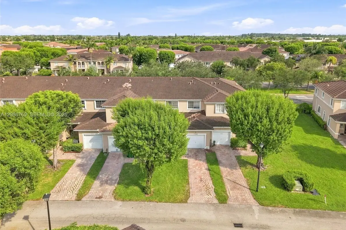 27892 SW 140th Ave, Homestead: photo 1 of 45
