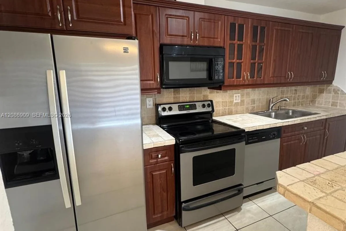 4610 NW 79th Ave #2C, Doral: photo 1 of 1