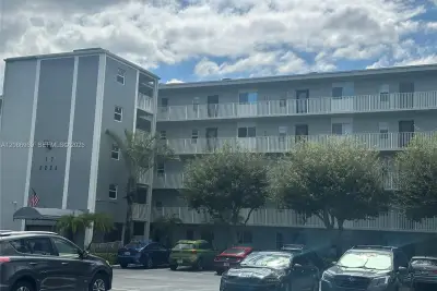 2226 N Cypress Bend Dr #505, Pompano Beach: photo 1 of 44