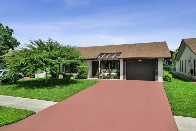 2129 SW 17th Cir, Deerfield Beach: photo 1 of 101