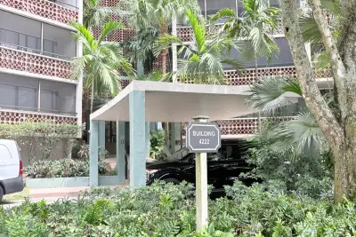 4222 Inverrary Blvd #4609, Lauderhill: photo 1 of 24