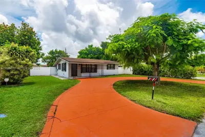 2631 Alcazar Dr, Miramar: photo 1 of 26