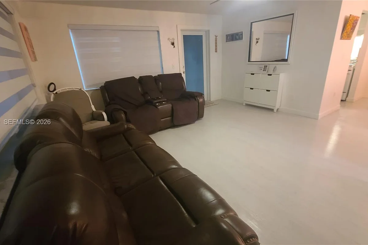 175 NE 203 Te #26, Miami Gardens: photo 1 of 14