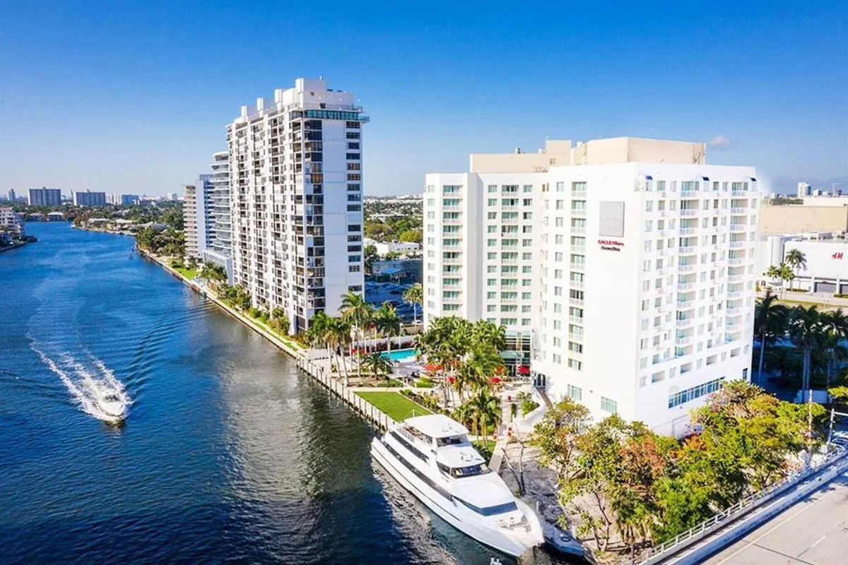 2670 E Sunrise Blvd #709, Fort Lauderdale: photo 1 of 30