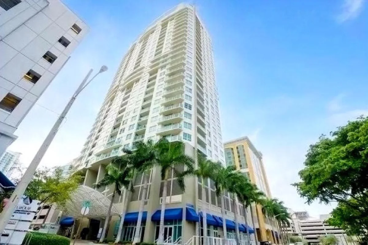 350 SE 2nd St #2040, Fort Lauderdale: photo 1 of 45