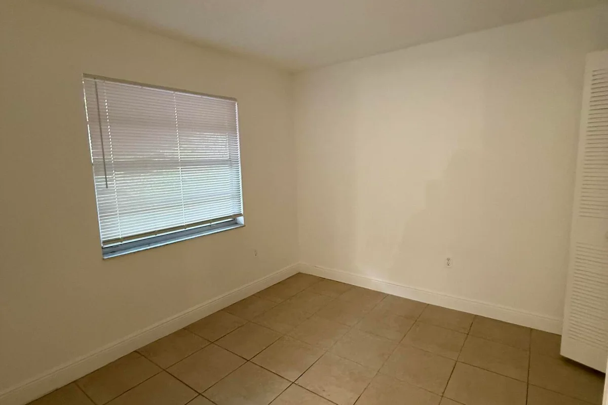 3280 NW 103rd Ter #204-A, Coral Springs: photo 1 of 8