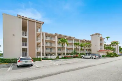 6112 Huntwick Ter #102, Delray Beach: photo 1 of 56