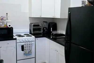 2213 Lincoln St #2, Hollywood: photo 1 of 17