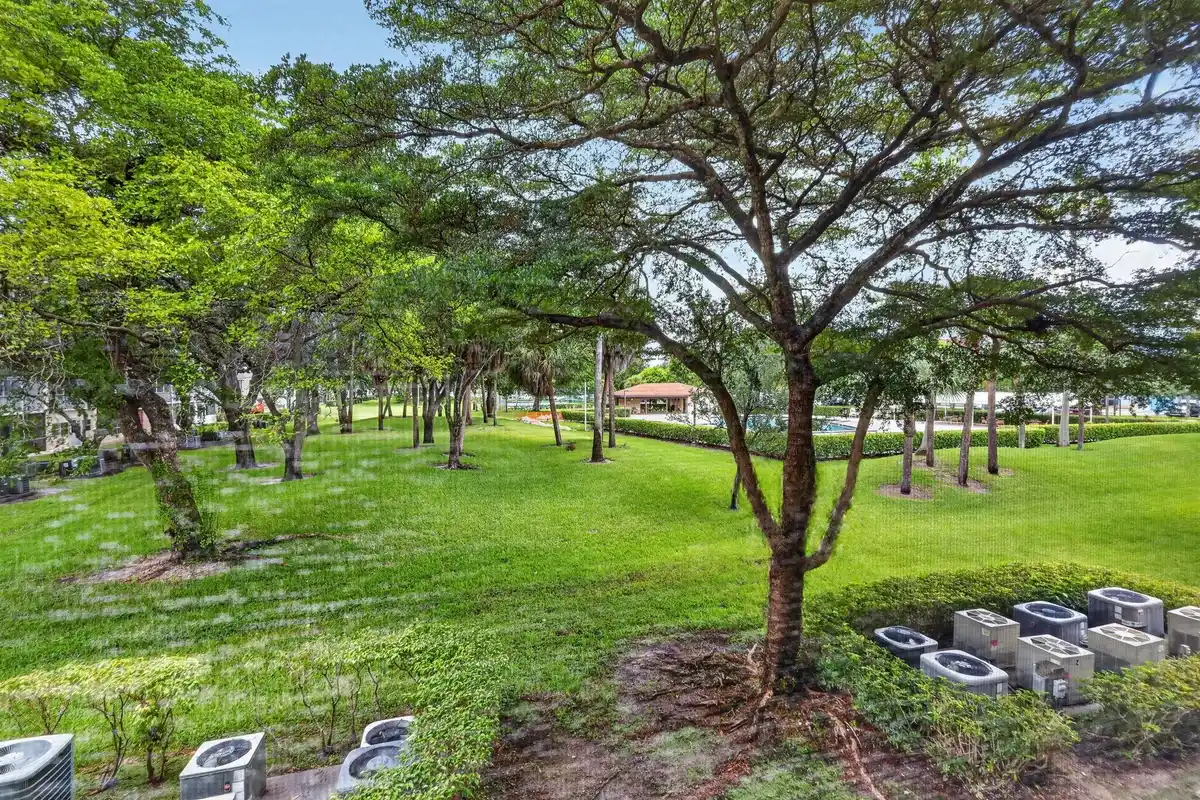 13455 SW 16th Ct #203F, Pembroke Pines: photo 1 of 23