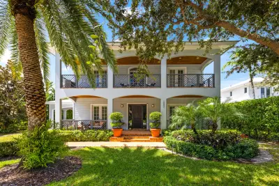 1002 NW 1st Ave, Delray Beach: photo 1 of 80