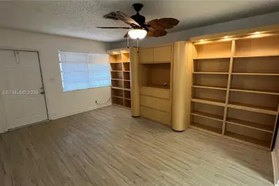 4235 SW 62nd Ave #W, Davie: photo 1 of 12