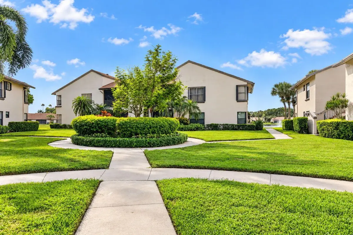 8565 Boca Glades Blvd W #F, Boca Raton: photo 1 of 61