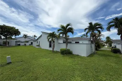 6705 SW 152nd Pl #45-05, Miami: photo 1 of 29
