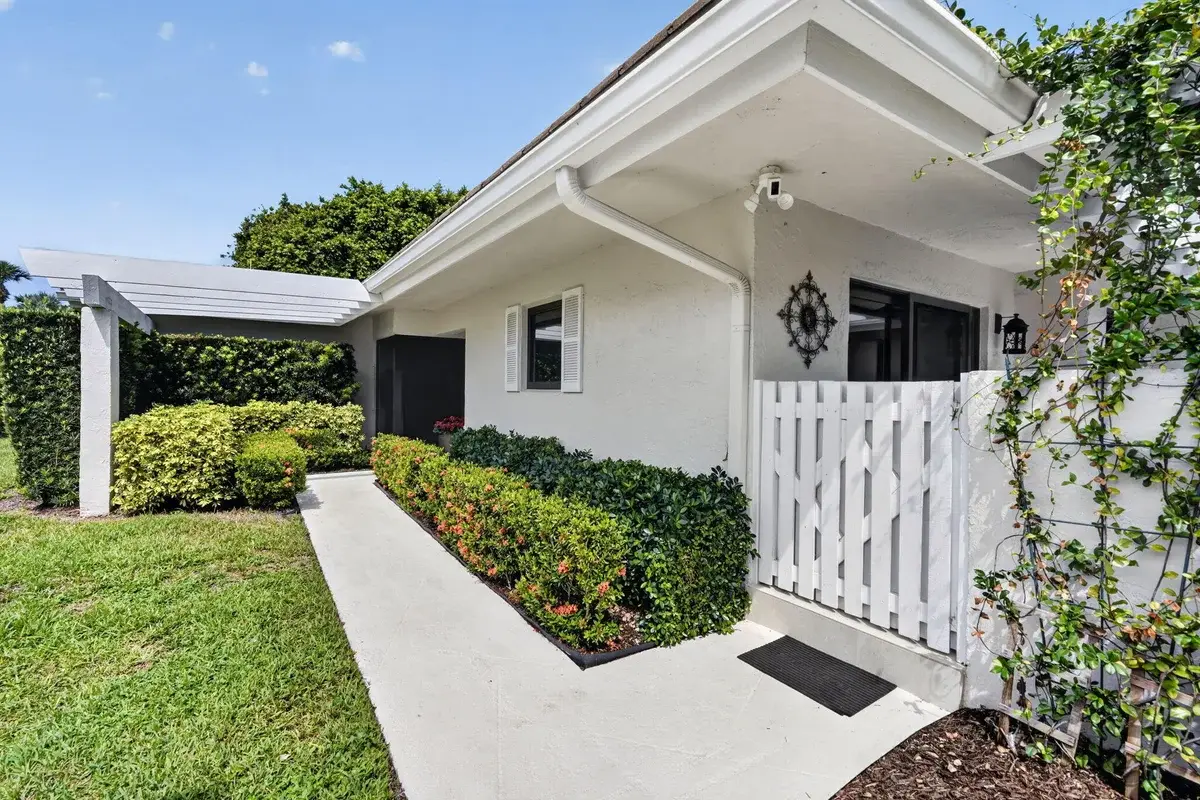 3648 Freshwater Dr, Jupiter: photo 1 of 88