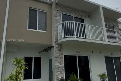 25784 SW 139th Path, Homestead: photo 1 of 13