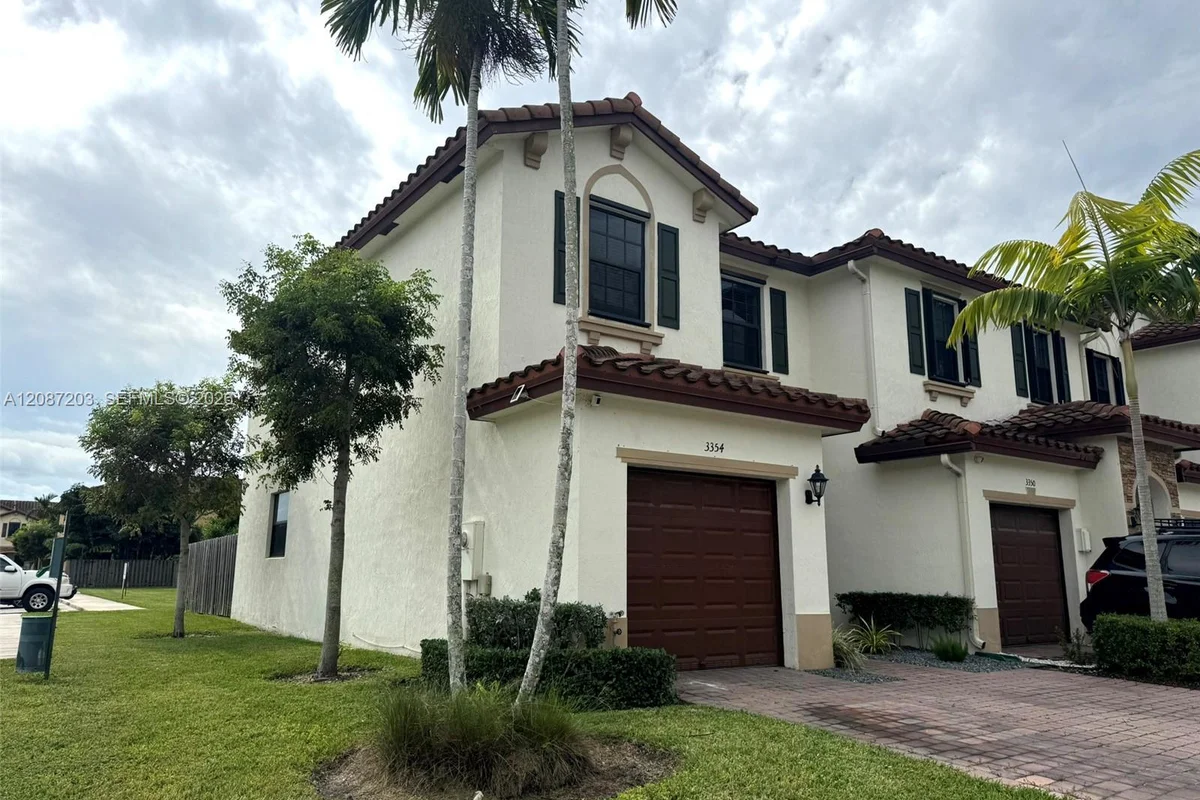 3354 SE 1st Ct, Homestead: photo 1 of 19
