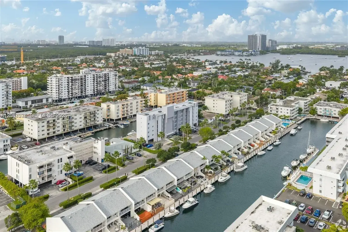3626 NE 168th St #504, North Miami Beach: photo 1 of 17