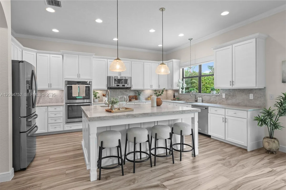 8142 Bradford Way, Parkland: photo 1 of 58